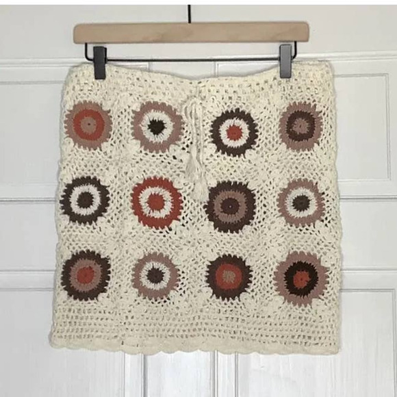 New Free People FLOOK Marni Crochet Floral Mini Skirt $138 X-SMALL Scalloped - Picture 4 of 4